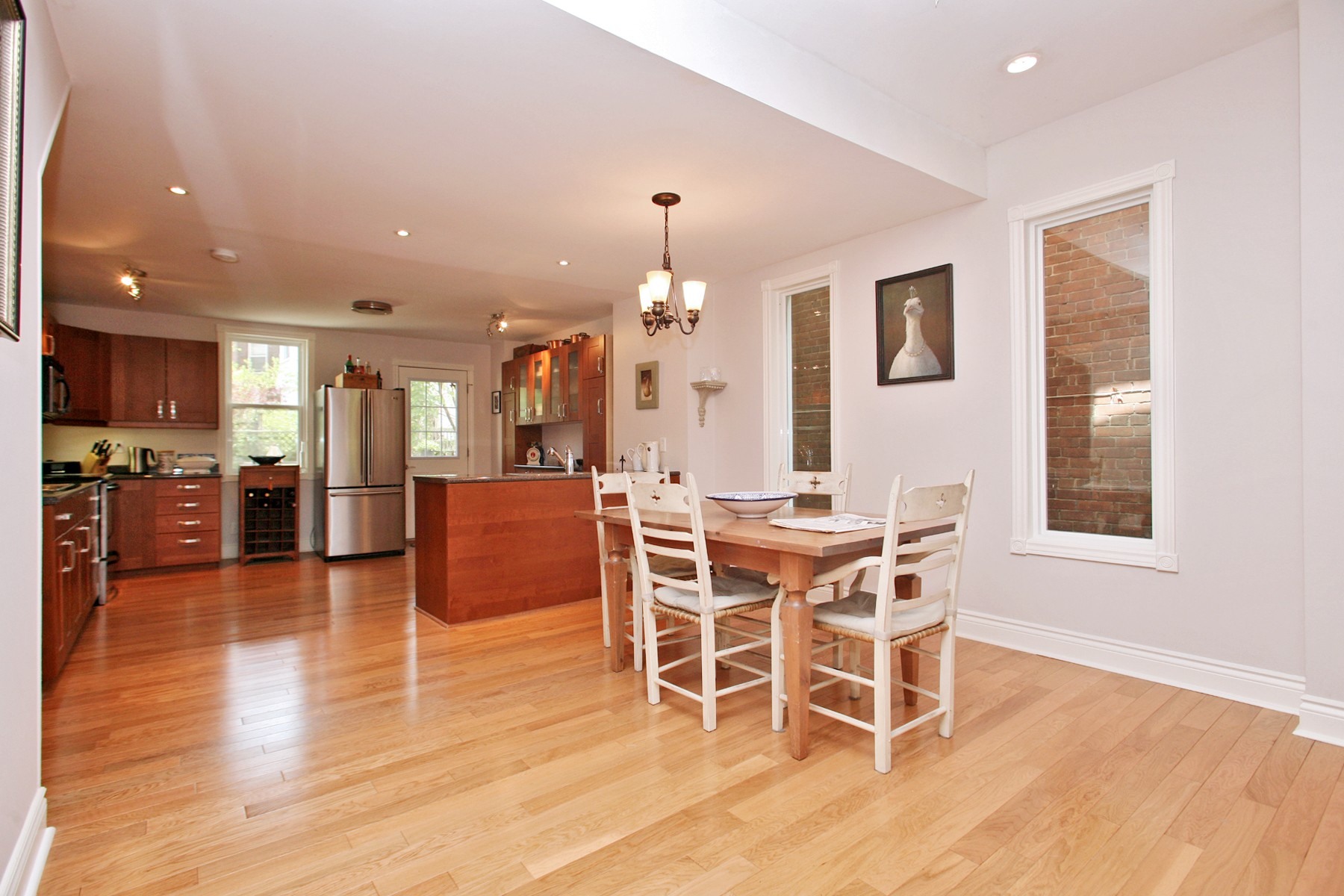 13579_dining_room__kitchen_10_20120514001904_1800x1200-1.jpg