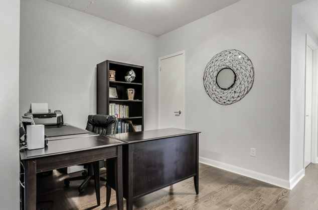 375-King-Street-West-Unit-2202-172-BLEND-1.jpg