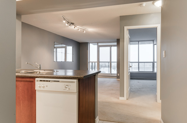 4879-KIMBERMOUNT-AVENUE-UNIT-806-4-1.jpg