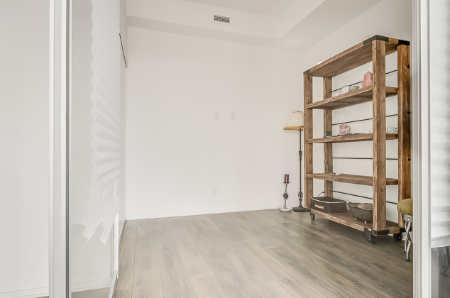 783-Bathurst-Street-Unit-623-125BLENDED-1.jpg