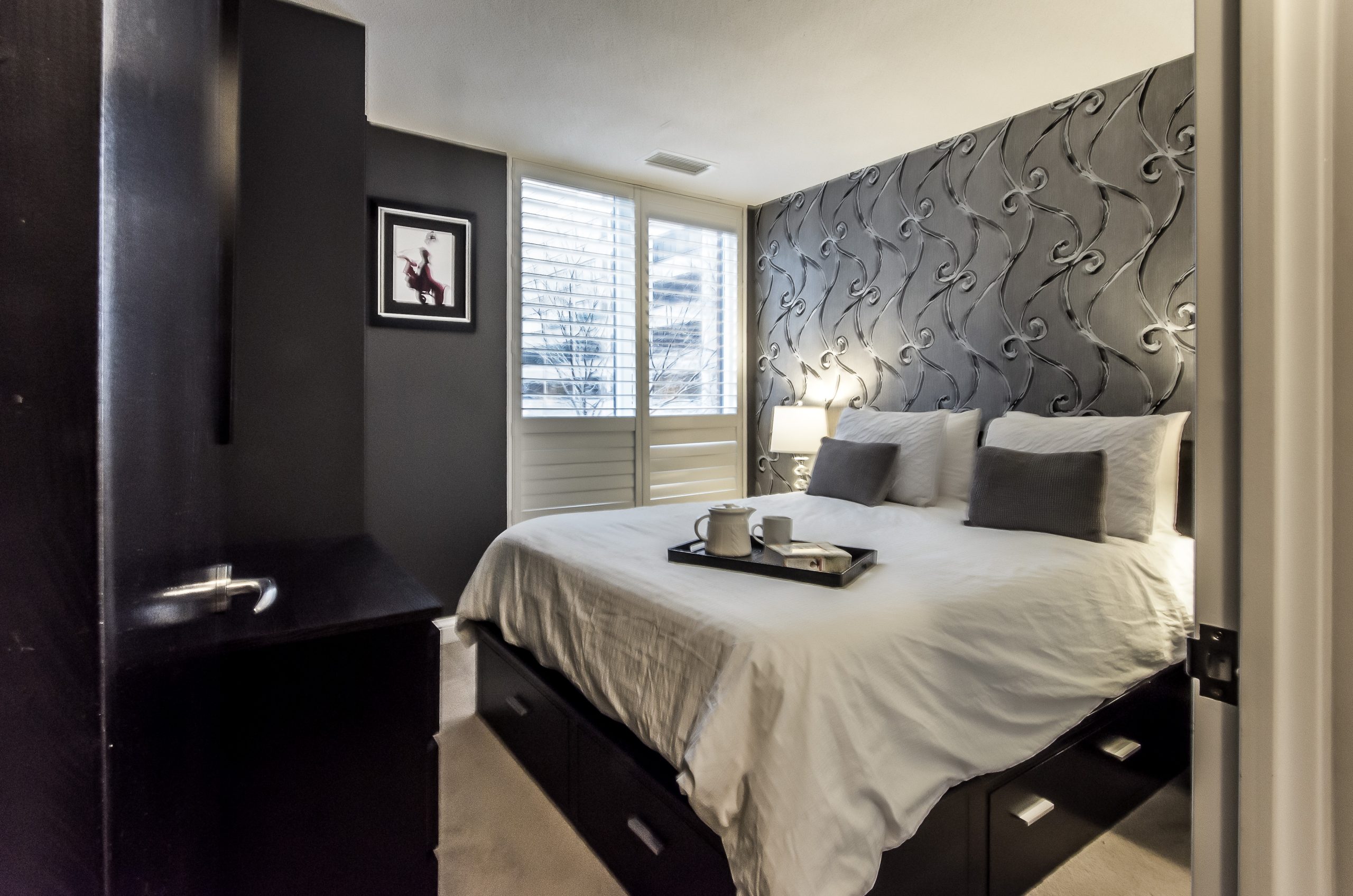 33 Sheppard Avenue, Unit 201